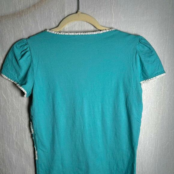 Moschino “Rush Hour in Venice” Light Blue Crochet Detailed Tee - Size Small - Picture 5 of 8